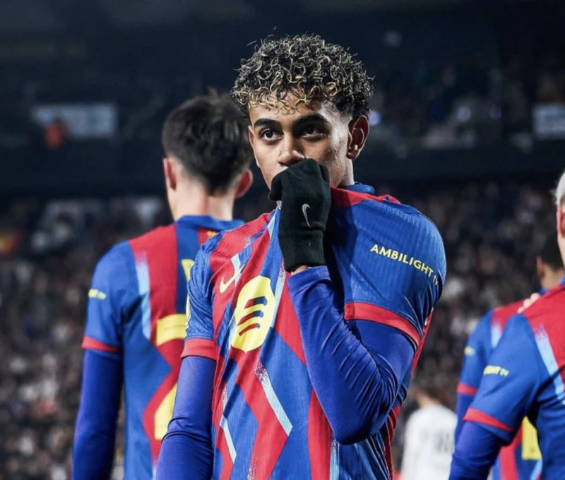 18歲天才少年亞馬爾（Lamine Yamal）上演生涯首次帽子戲法。摘自巴塞隆納推特