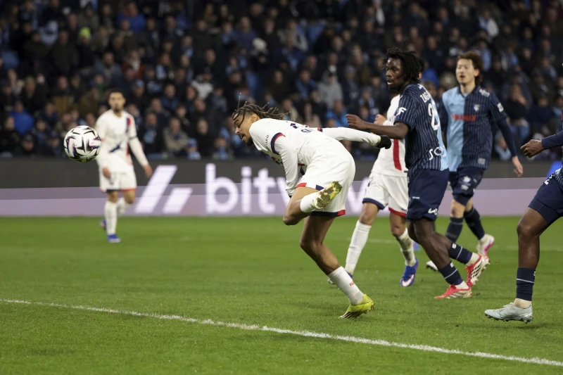 爾科拉(Bradley Barcola)的頭槌破門進致勝球。法新社