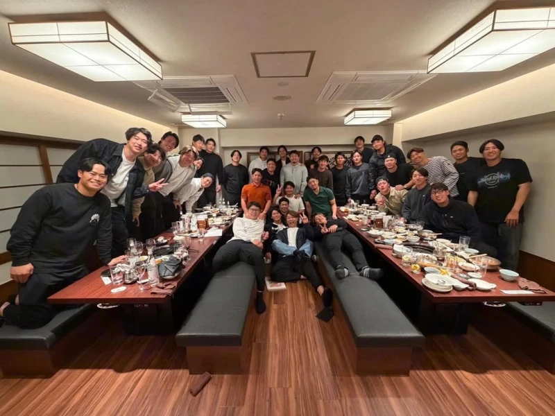 大谷翔平曬全隊合照。摘自大谷翔平IG