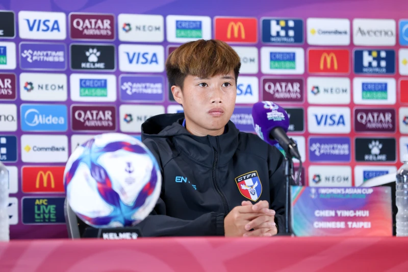 中華女足隊長陳英惠代表出席賽前記者會。中華足協提供