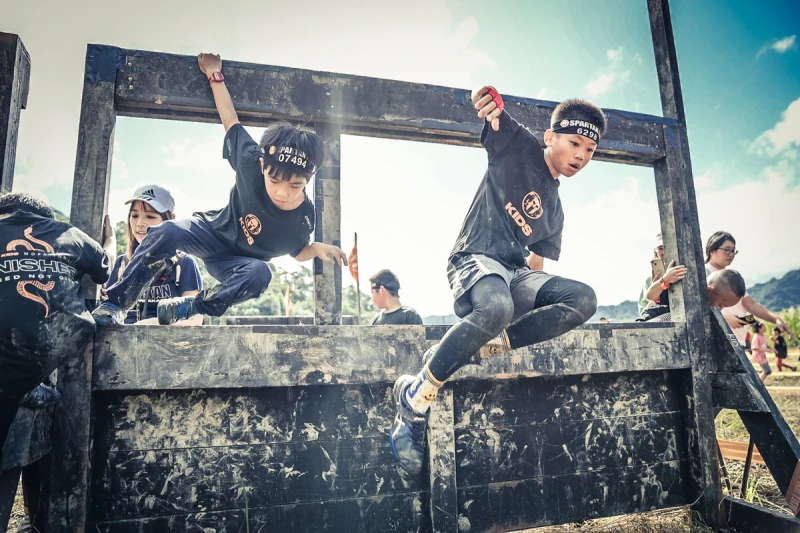 人鐵人人數愈來愈多。大會提供