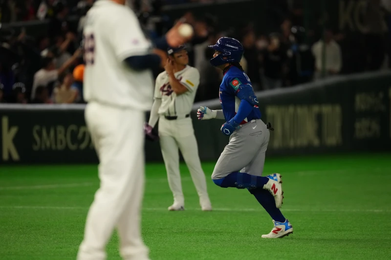 張育成開轟。記者劉峻誠攝