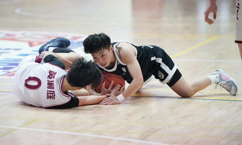  北市大尹湘雲16分7籃板8助攻。大專體總提供