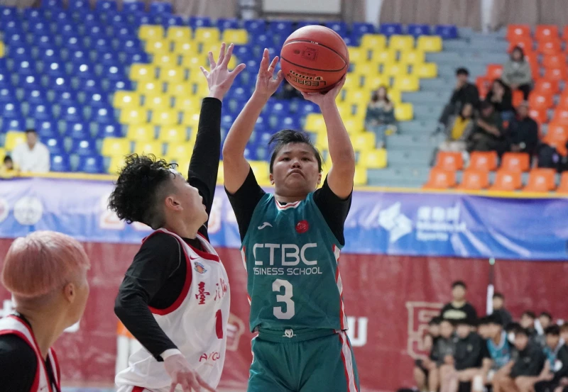 中信陳妤薰21分外帶5助攻4抄截。大專體總提供