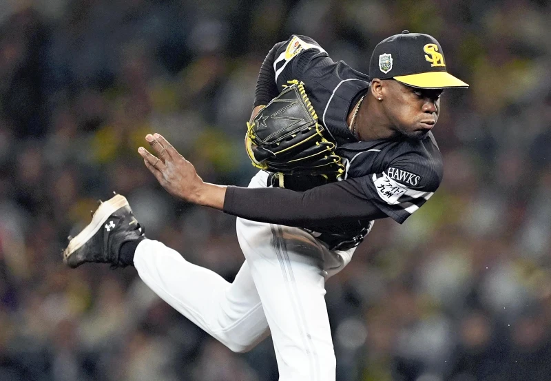 古巴的首戰先發投手、日職軟銀鷹王牌莫伊內洛(Livan Moinelo)。法新社