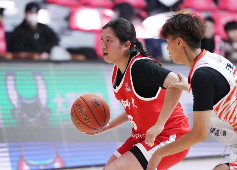 臺師陳郁庭12分。大專體總提供