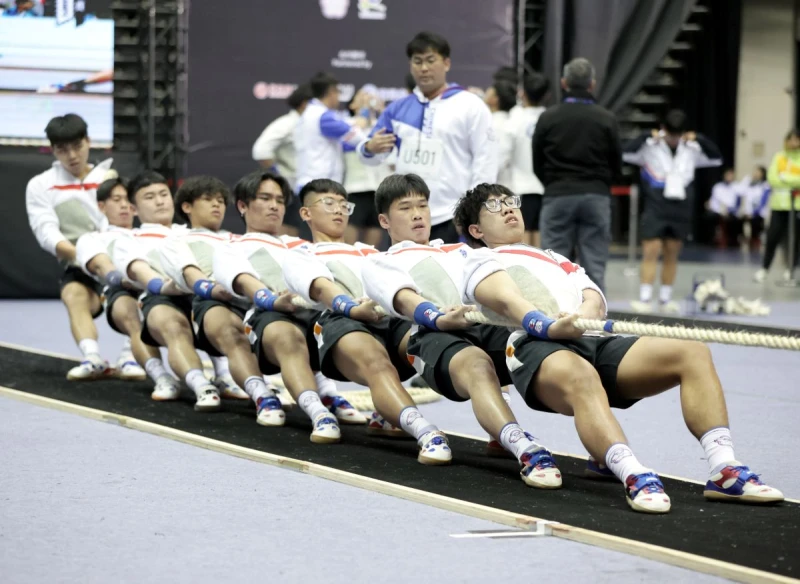 國立體育大學贏得 公開U23男子600公斤金牌。大會提供