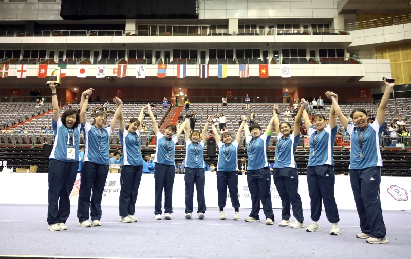 臺北世界室內拔河錦標賽中華隊贏得女子540公斤級金牌。大會提供