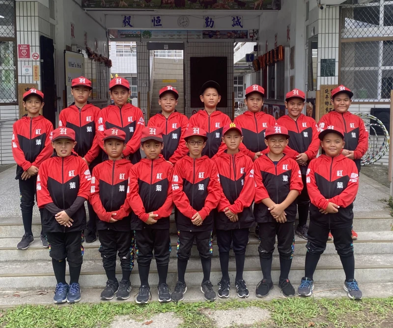 台東縣13名球員有11位可以登板。紅葉國小提供