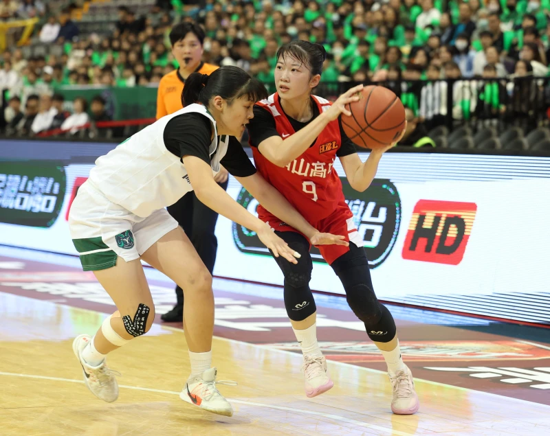 南山謝依臻。高中體總提供