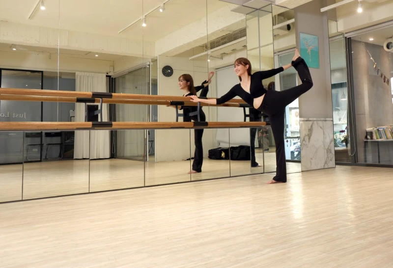 蔡逸帆與先生為女兒成立一個舒適的舞蹈教室，也為自己圓夢。特約記者 郭運復攝