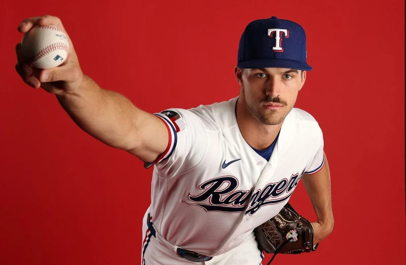 德州遊騎兵休賽季透過交易迎來年輕投手鮑姆勒（Carter Baumler）加盟。法新社