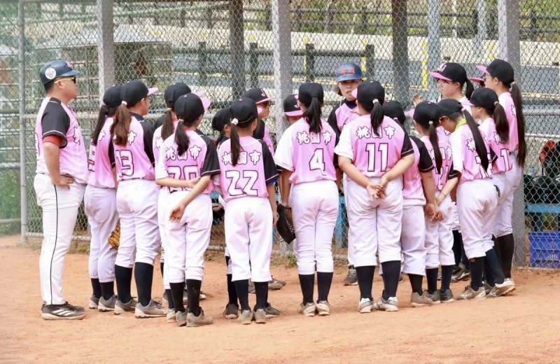 錦興奪全國賽首勝闖16強。學生棒聯提供