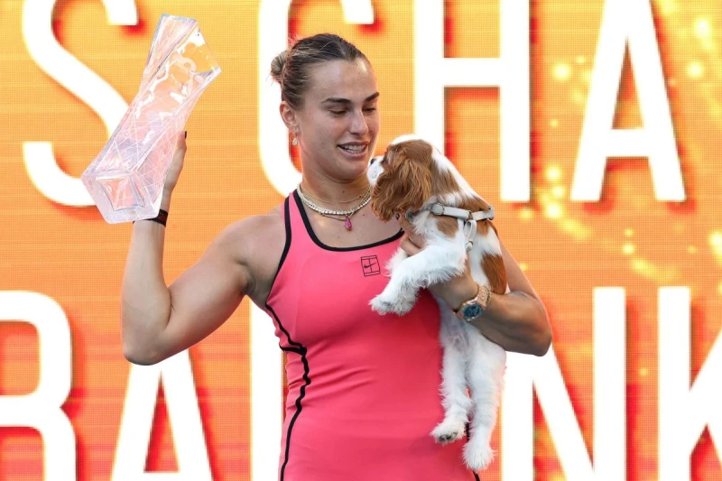 世界球后莎芭蓮卡（Aryna Sabalenka）奪冠後向球迷喊話。法新社