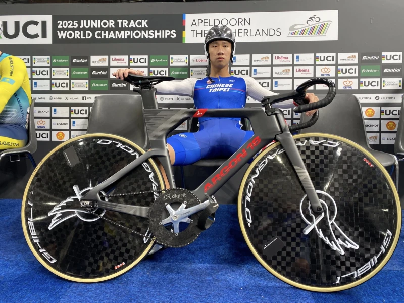 林宜寬奪下青男3金。摘自自由車協會臉書