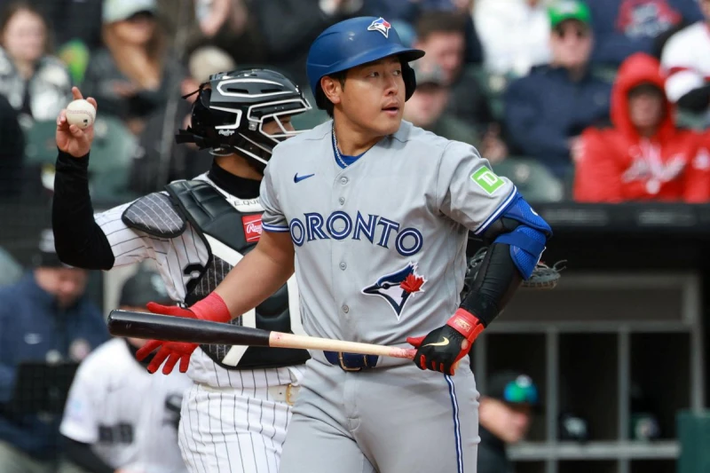 岡本和真單場吞下4K。法新社