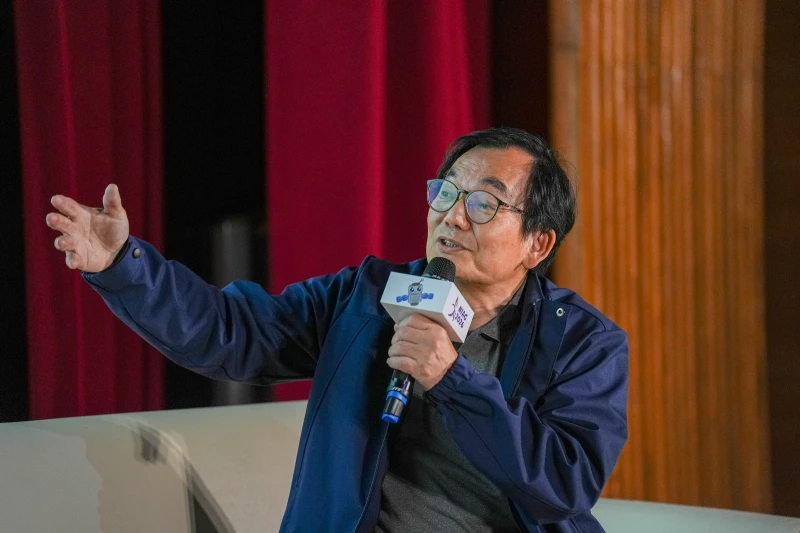 中央大學陳文逸副校長介紹本屆全大運的比賽項目與永續作為。大會提供