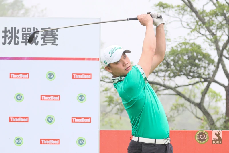 蕭和宇第一回合以68桿-4暫並列第三。Tpga/林聖凱攝