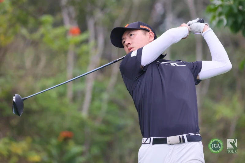 謝霆葳以兩回合134桿-10拿下冠軍。Tpga／林聖凱攝