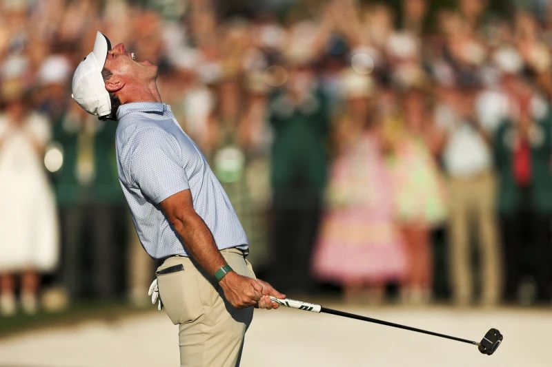 世界排名第二的北愛爾蘭名將麥克羅伊(Rory McIlroy)在決賽輪克服開局亂流與尾盤壓力連霸成功。法新社