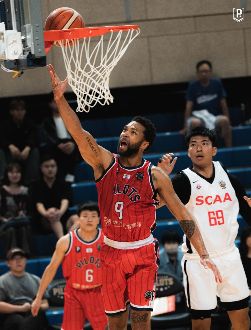 米納上場32分鐘16分5籃板4助攻。領航猿提供