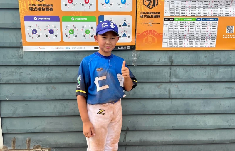 仁善小六鄭新藝打下超前分擔任第七棒單場3支2。學生棒聯提供