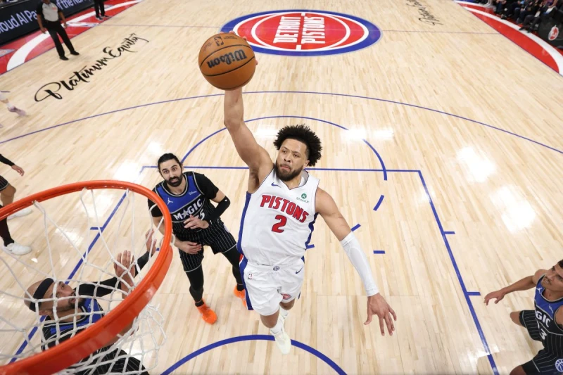 活塞康寧安(Cade Cunningham),以19投11中,繳出27分、11助攻和6籃板。法新社