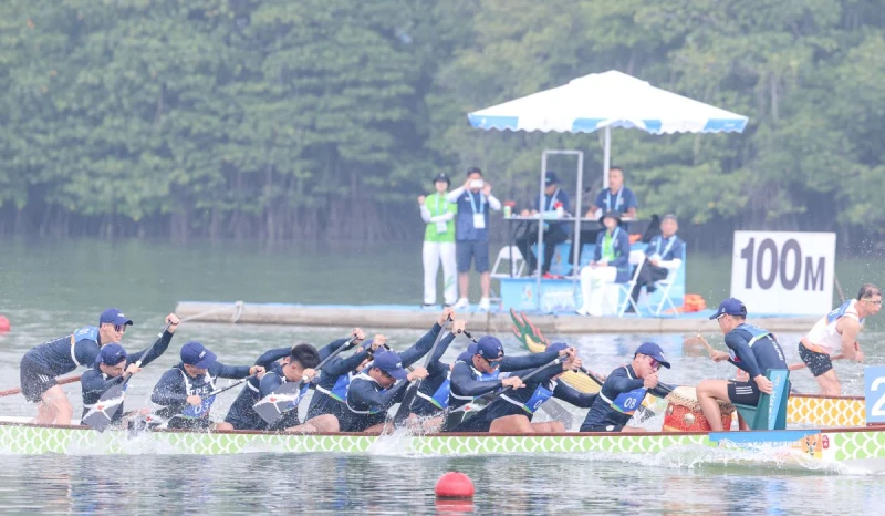 龍舟男子100公尺比賽奪銅。中華奧會提供