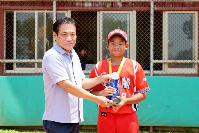 巫克迪拿MVP。學生棒聯提供
