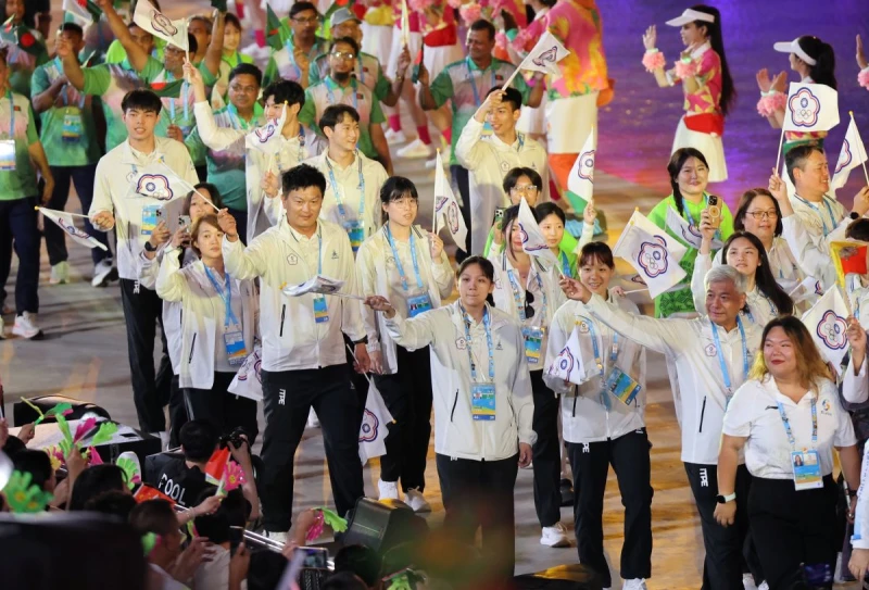 三亞亞洲沙灘運動會閉幕典禮，中華代表團入場。中華奧會提供