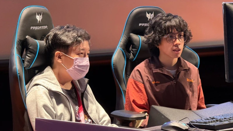 Ugang陳又綱(右)是臺灣近期崛起的電競新星。運發中心提供