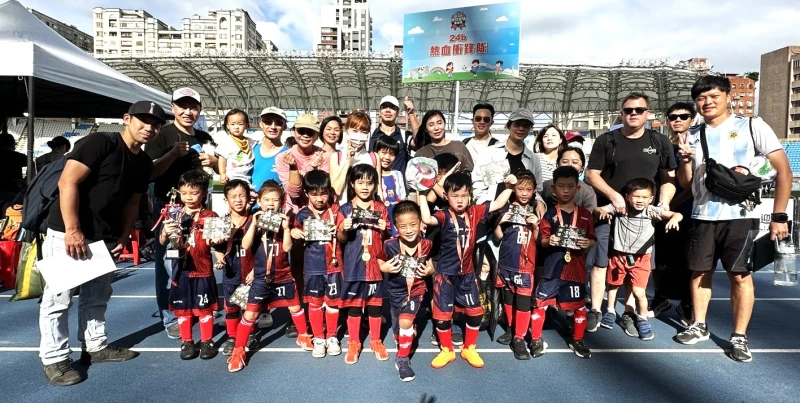 熱血俱樂部己經儼然是臺北市最龐大的幼兒足球俱部。彭俊祥提供