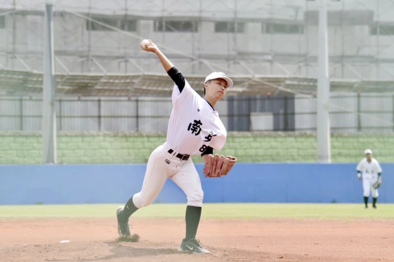 王翊誠高中首完投。學生棒聯提供