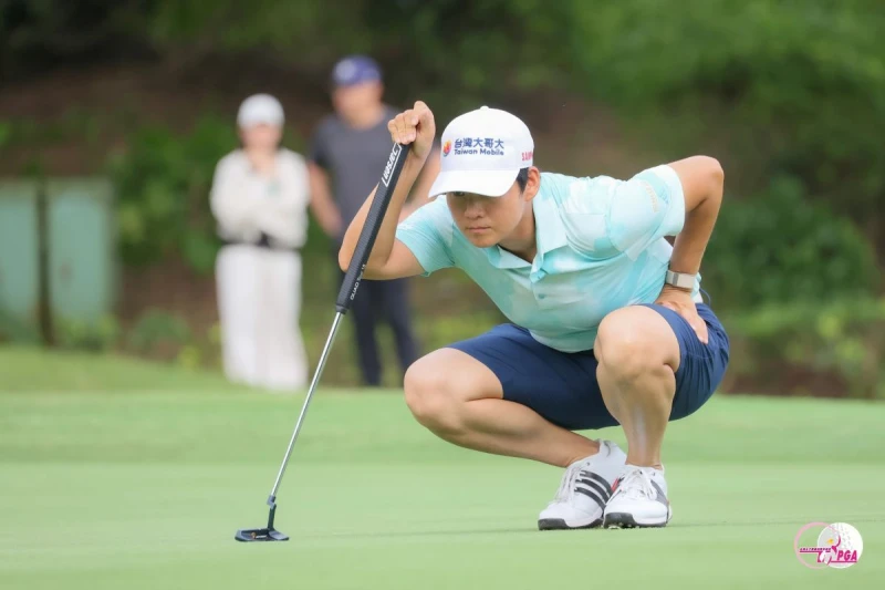 曾雅妮以兩回合總桿低於標準桿8桿的136桿暫排第二。Tlpga/葉勇宏攝