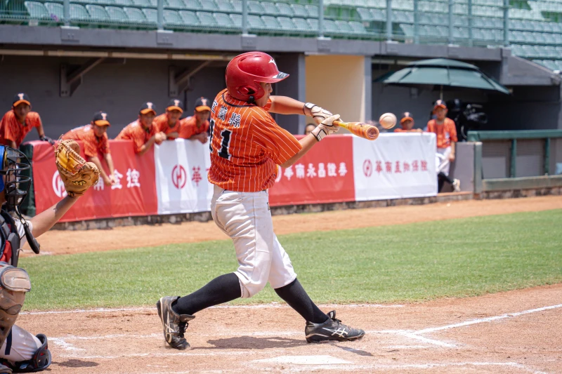 藍奕任敲出致勝安。中華棒協提供