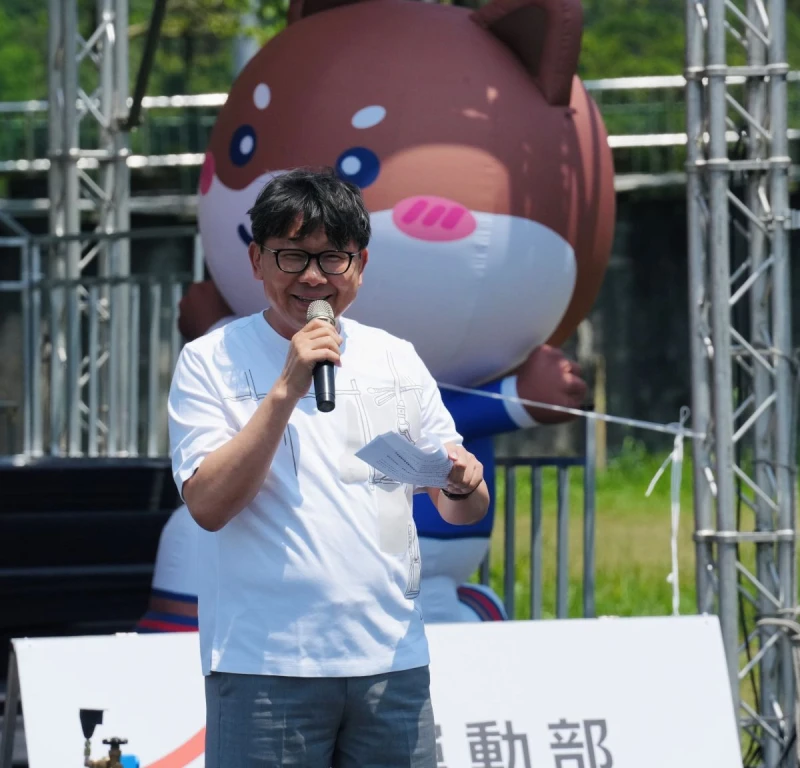 中華民國射箭協會新任理事長姚連地在開幕典禮上致詞。射箭協會提供