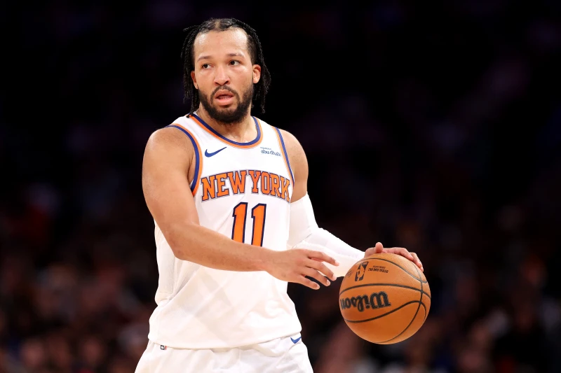 尼克成熟的半場進攻與 Jalen Brunson 關鍵球能力是致勝關鍵。法新社