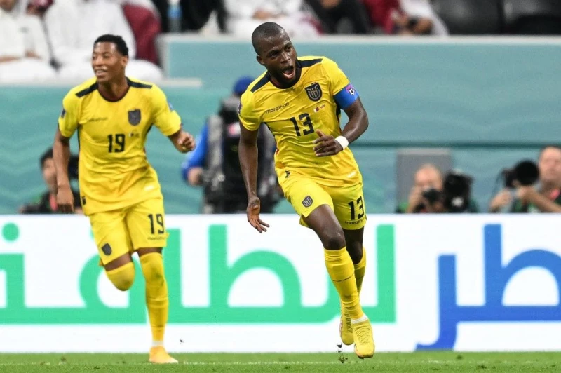 作為厄瓜多歷史進球王,瓦倫西亞 (Enner Valencia,右)是全隊焦點。法新社