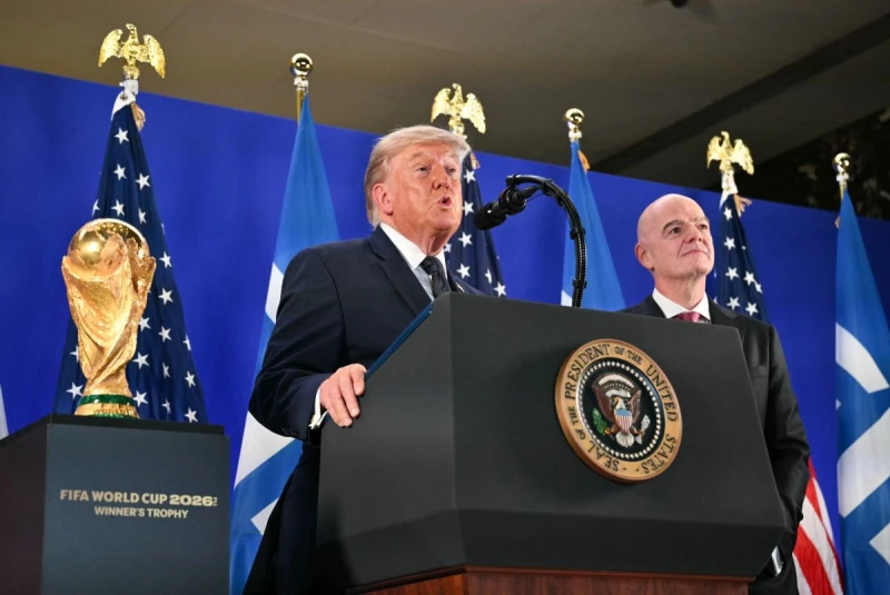 美國總統川普(Donald Trump=力左)愛惹麻煩,今天還加入批評英格蘭代表隊在世界盃4強賽戰術運用的行列。法新社