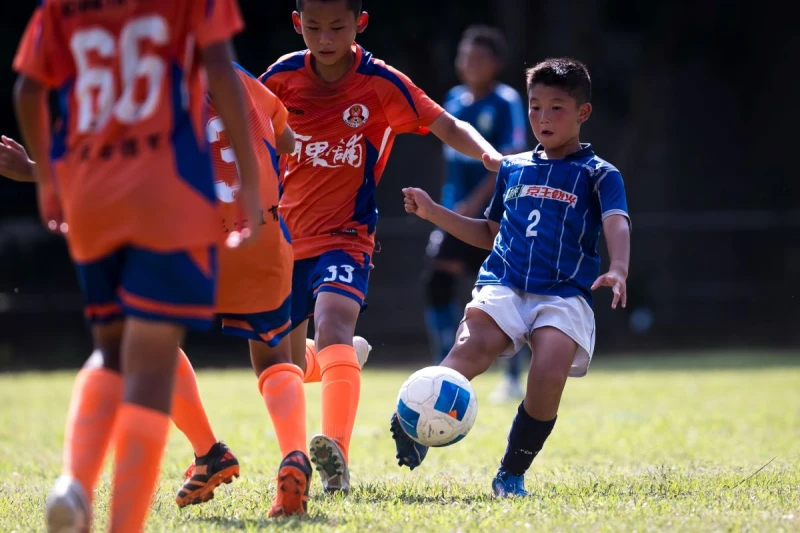 東京Fc Toripletta陣中宮澤創選手表示來台灣踢天然草皮很開心。大會提供