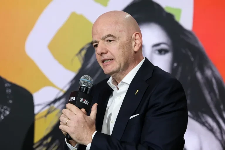 國際足球總會(FIFA)主席英凡蒂諾(Gianni Infantino)引眾怒連忙撤回世足賽股權出售案。法新社