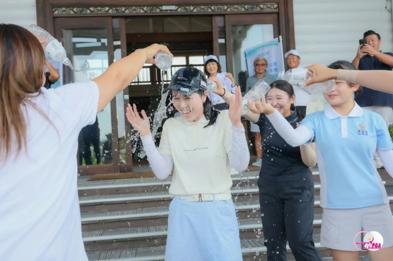日本選手吉桑晴美以三回合總桿208桿-8的成績獲得冠軍。Tlpga/葉勇宏攝