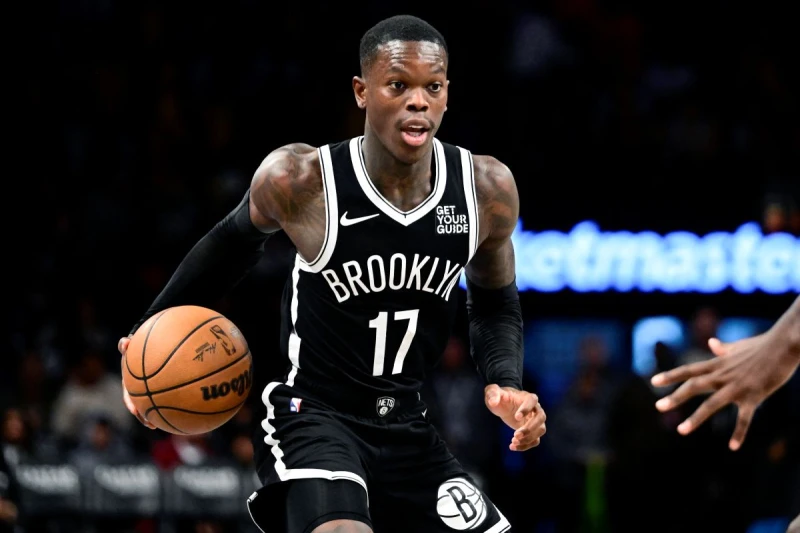 騎士將施羅德(Dennis Schroder)搭配部分現金送往夏洛特黃蜂。法新社