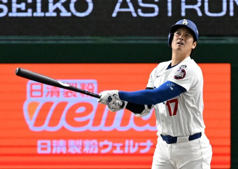 大谷翔平東京海外賽實戰球衣以「破6千萬成交」。法新社