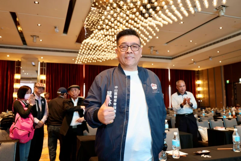 臺北市體育總會第十八屆理監事改選由葉林傳連任會長。總會提供