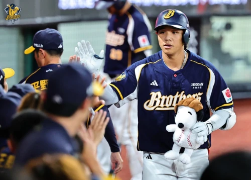 中職》5月30狂象！黃韋盛滿貫砲+鄭浩均復仇之戰　兄弟10:1大勝富邦中止8連敗