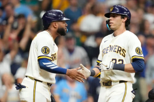 MLB》室內球場漏水啦　球迷濕身看「釀酒人擊潰水手」平歷史紀錄